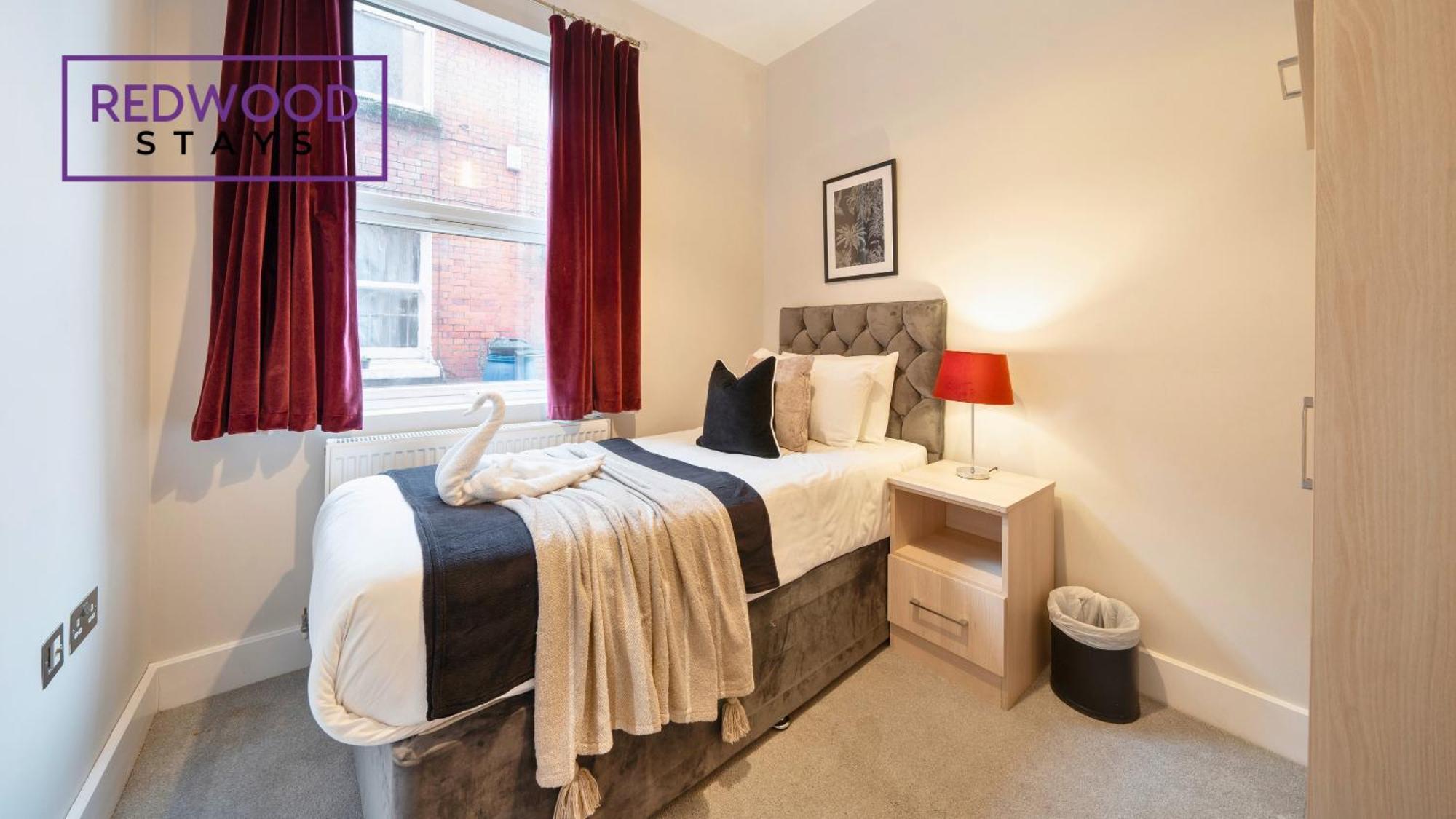 Newly Refurbished Everest Lodge Serviced Apartments For Contractors & Families, Free Wifi & Netflix By Redwood Stays Farnborough  Luaran gambar