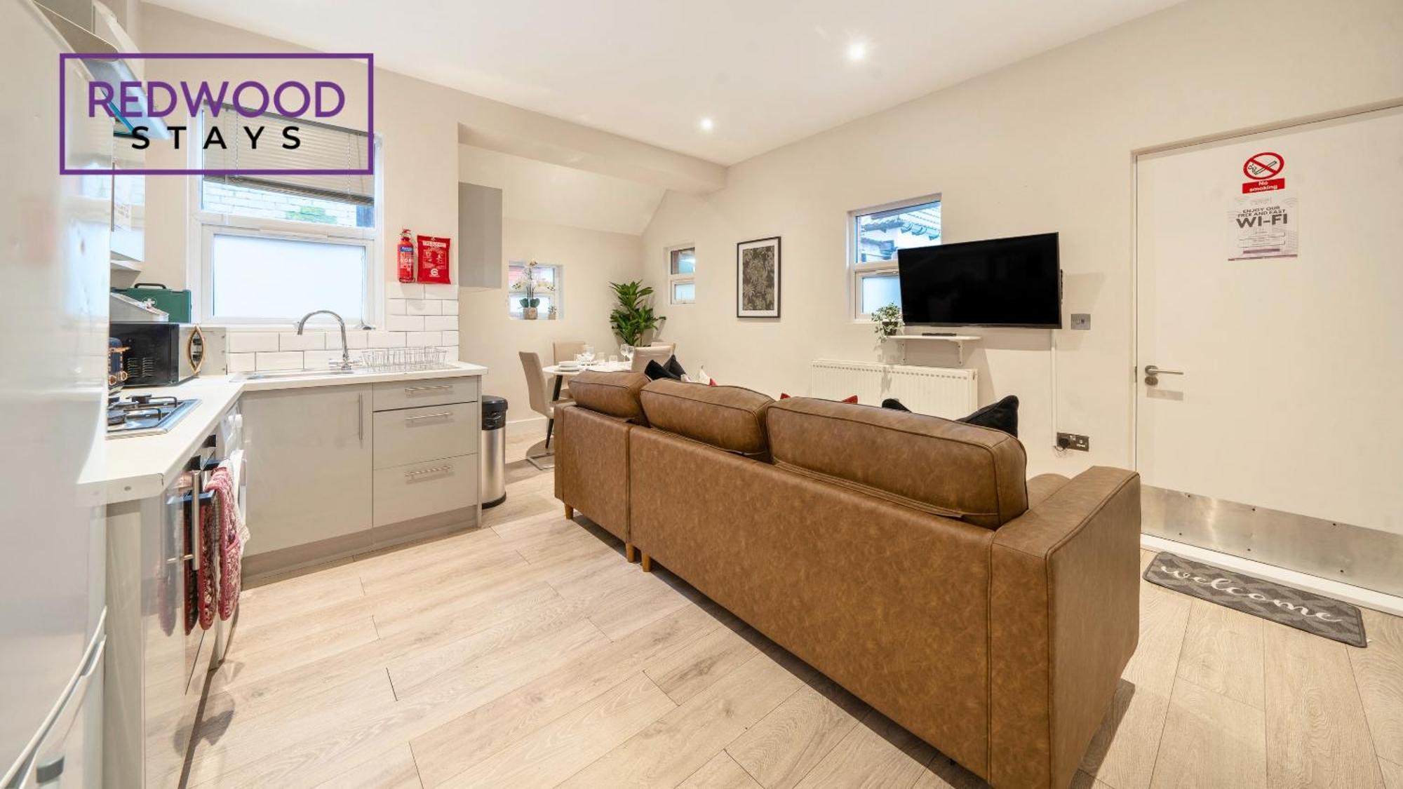 Newly Refurbished Everest Lodge Serviced Apartments For Contractors & Families, Free Wifi & Netflix By Redwood Stays Farnborough  Luaran gambar