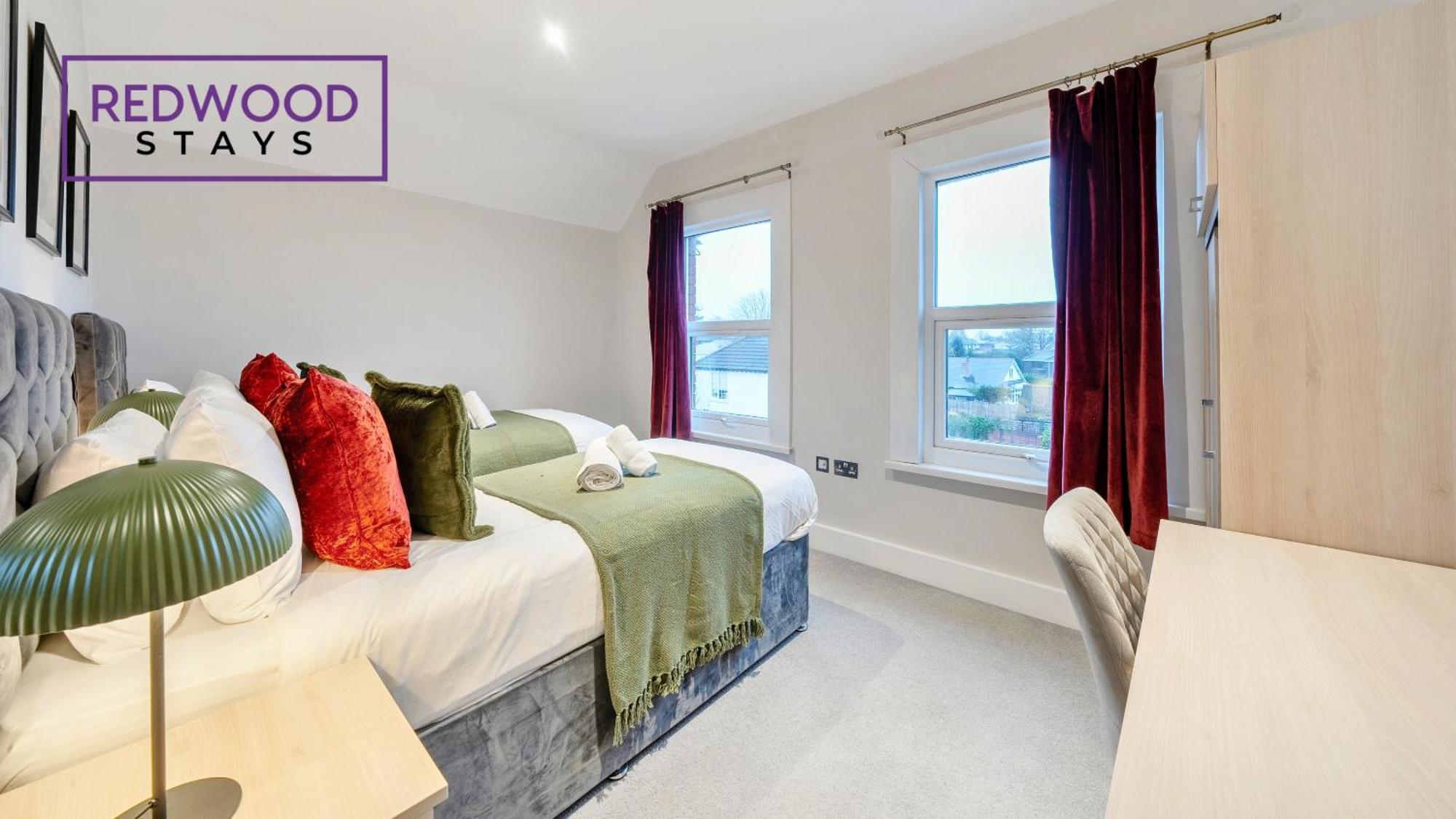 Newly Refurbished Everest Lodge Serviced Apartments For Contractors & Families, Free Wifi & Netflix By Redwood Stays Farnborough  Luaran gambar