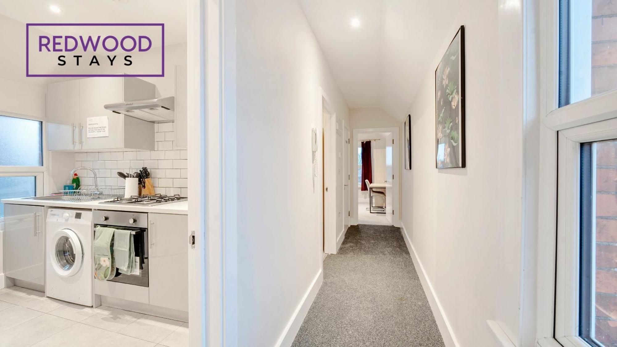 Newly Refurbished Everest Lodge Serviced Apartments For Contractors & Families, Free Wifi & Netflix By Redwood Stays Farnborough  Luaran gambar