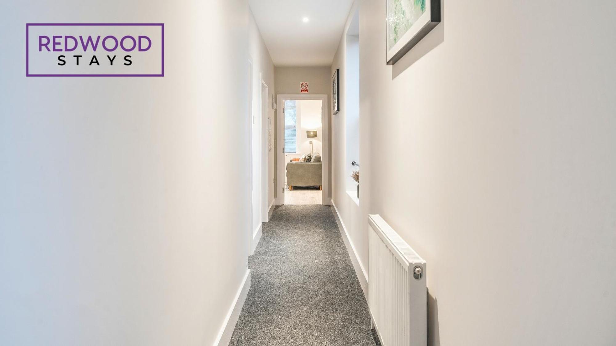 Newly Refurbished Everest Lodge Serviced Apartments For Contractors & Families, Free Wifi & Netflix By Redwood Stays Farnborough  Luaran gambar